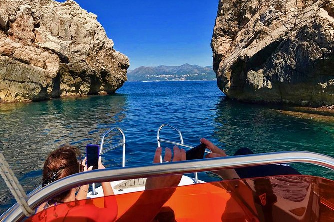 Full-Day Private Boat Tour of Elafiti Island from Dubrovnik - Guides who shape the experience
