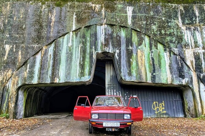Full Day Private Tour of Plitvice National Park and Željava Airbase with a Yugo - A quick look at Rastoke from the upper road