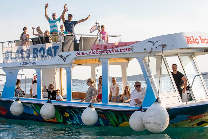 Glass boat tour Fažana with swimming stop - Sunset drinks on the terrace