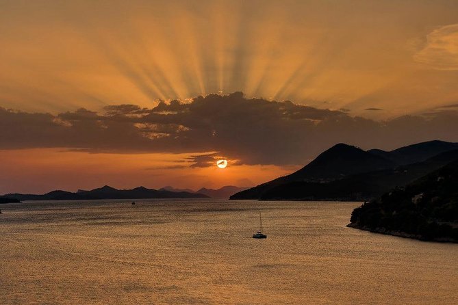 Golden hour SUNSET CRUISE from Dubrovnik Old Town - Booking, weather, and cancellation advice