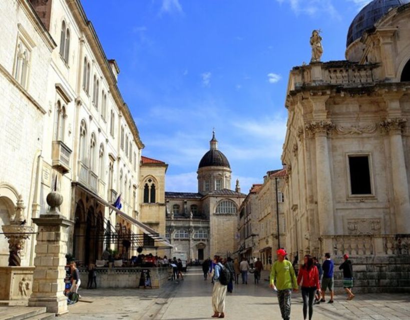 Group tour: Dubrovnik Walking Tour (1h duration, 9:30am, 6pm - Key points to know before you book