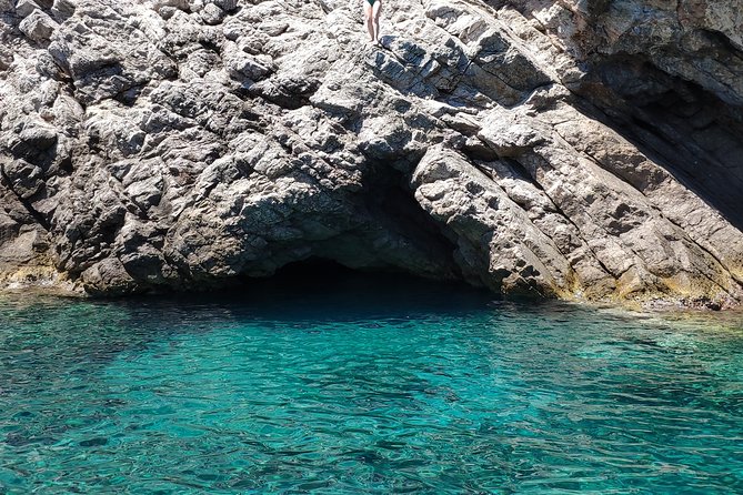 Half-Day Best Beaches & Bays Private Speed Boat Tour - What is included, and what you still pay for