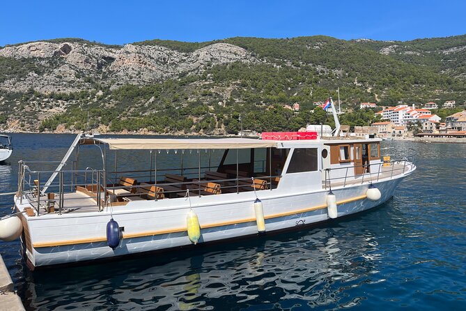 Half Day Private Group Boat Tour in Croatia - Palmižana Botanical Garden and lunch around 1:30