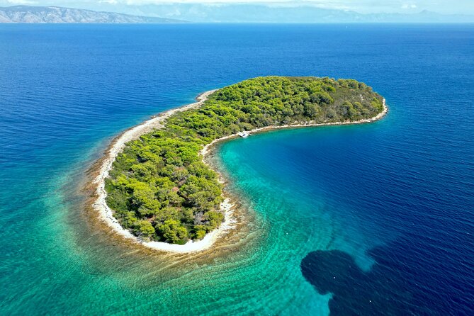 Half-day Speedboat Tour: Explore Hidden Gems of Hvar Island - Mala Stiniva and the best swimming scenery