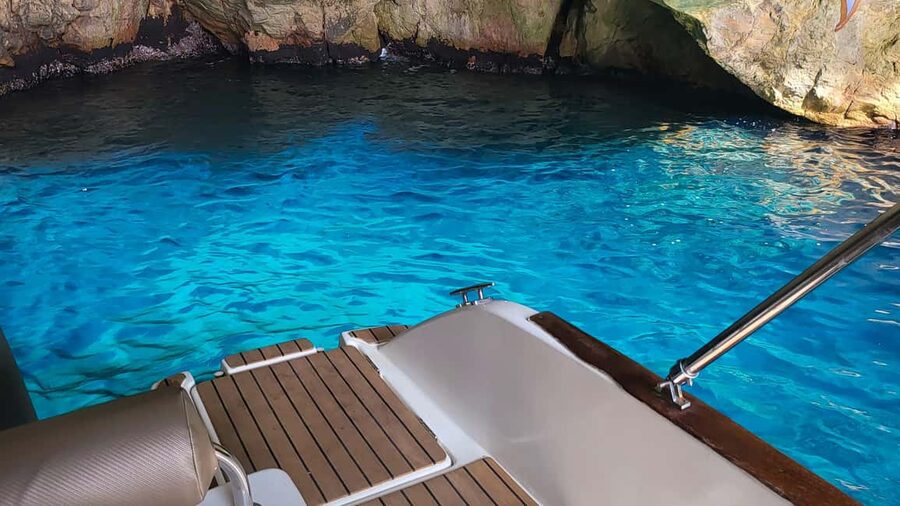 Hello Dubrovnik: Blue Cave Tour 4h - All Inclusive - From Lapadska Obala Pier to the open water