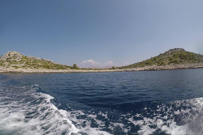 Hello Kornati - Small group one day trip from Zadar - Tarac Bay, Our Lady of Tarac, and Tureta Fort