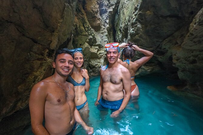 Hidden Gems Odyssey: Private Elaphiti Islands & Blue Cave Tour - The skipper can make or break the day
