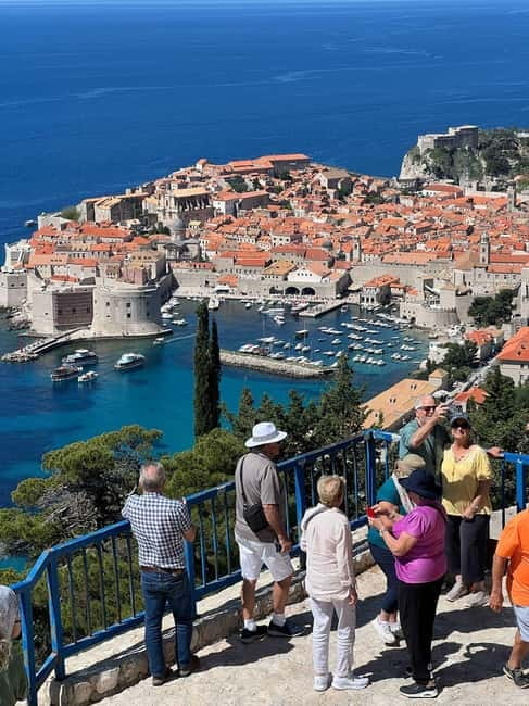 Hop-On Hop-Off Yellow Cabrio Tour: See Dubrovnik in 90mins - Key points at a glance