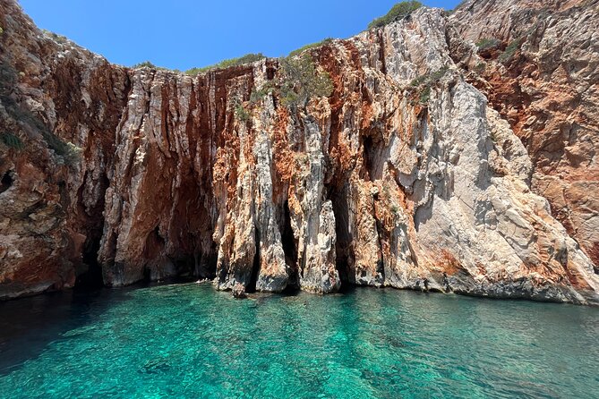 Hvar Delight: Private Speed Boat Tour - Dubovica and the Red Rocks swimming stop