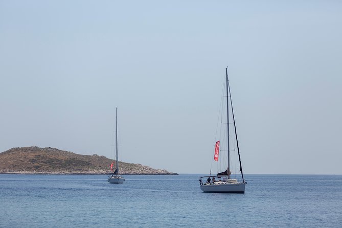 Hvar - Full Day Sail on a yacht - friendly skipper- small group - lunch optional - Dubovica, Zaraće, and the best swimming time