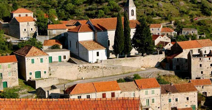 Hvar Hidden Gems Tour with Lunch or Dinner - What the $206 price really covers