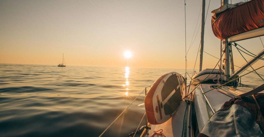 Hvar: Romantic Sunset Sailing Experience On A Comfort Yacht - The sunset moment near the horizon