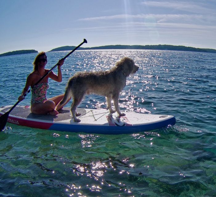 Hvar: Stand Up Paddle Board Rental - Exploring the Hvar coast toward the cliffs