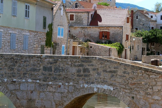 Hvar Wine tasting small group experience - How to get the most from the afternoon