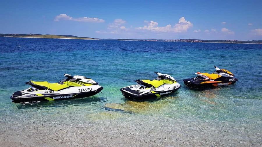 Istra Adventure JET SKI SAFARI 20, 45, 90 MIN - The 45-minute route to Duga uvala