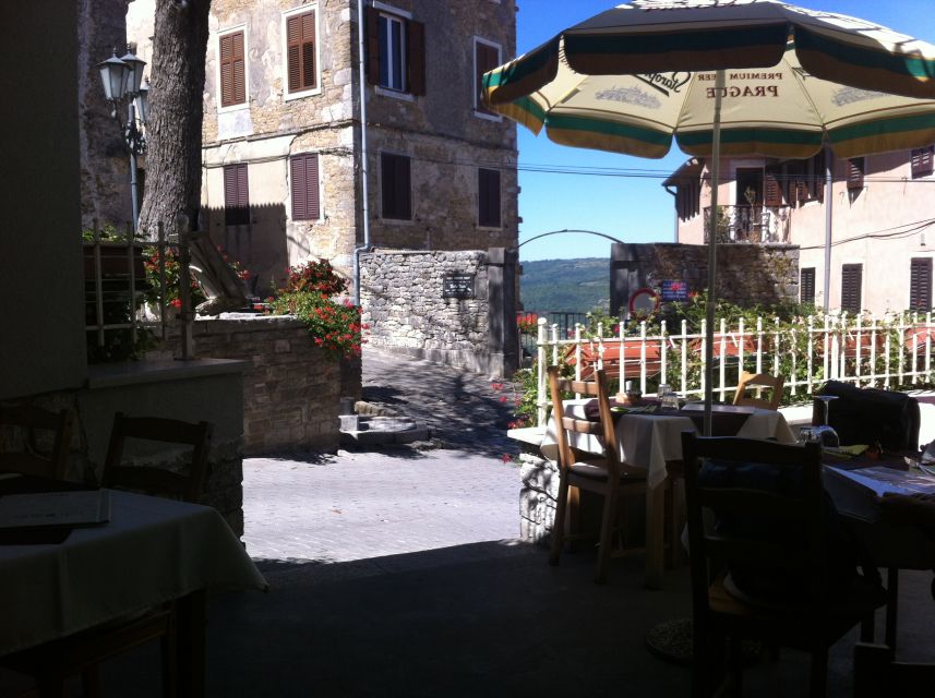 Istria: Guided Tour of Inner Istria with Food Tasting - Grožnjan, the artist village with room to wander