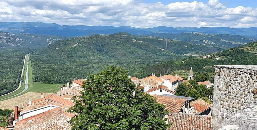 Istria: Guided Tour of Inner Istria with Food Tasting - Transport, timing, and what to bring