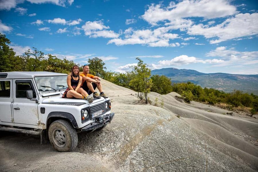 Istria: Land Rover Off-Road Adventure with Tastings - Who should book this experience?