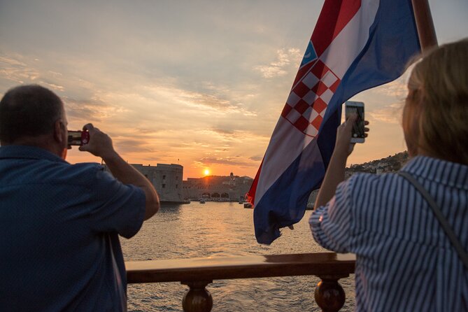 Karaka - The Best Dubrovnik Sunset Cruise (adults only) - Practical tips for a smoother evening