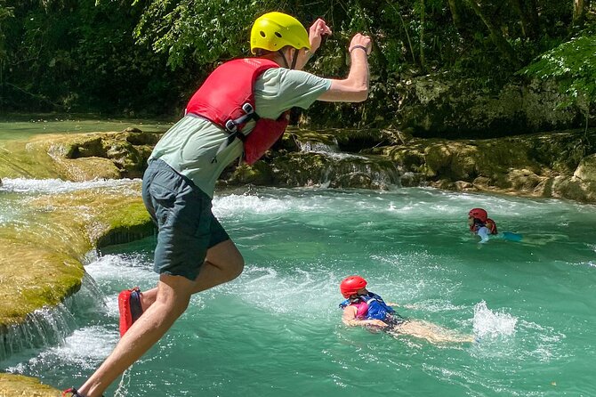 Kayaking at the Mreznica Canyon - Weather, Timing, and Practical Planning
