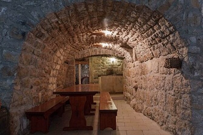 Konavle wine tasting tour from Dubrovnik with 2 vinery's - Who will enjoy this Konavle outing