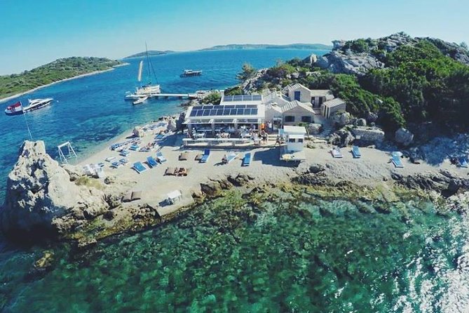Korcula 3 Islands Tour - Badija - Vrnik - Stupe (shared tour) - Stupe: a tiny island with a beach-club mood