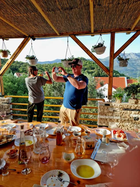 Korcula: Buggy Safari with Local Food and Wine Tasting - Starting in Zrnovska Banja with Branko and Ana
