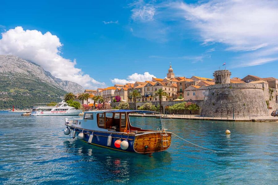 Korčula: Sail Away - tour with traditional craftmanship boat - Why MIAMI gives this cruise its character