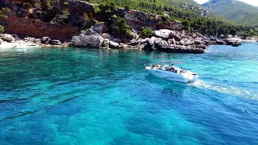 Korčula Snorkeling&Swimming, Shipwreck & More, Private Tour - Four and a half hours on Korčula’s water