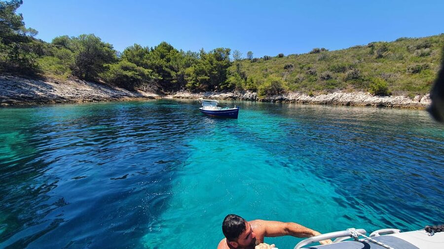 Korčula Snorkeling&Swimming, Shipwreck & More, Private Tour - Badija, Vrnik, or a calm bay near Korčula