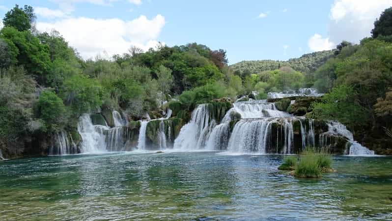 Krka Waterfalls Excursion from Makarska Riviera - The ride inland from the coast