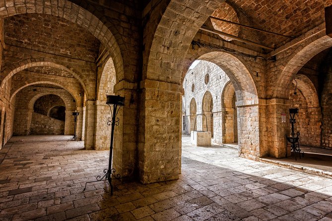 Legendary Game of Thrones & Lokrum Island Tour - Dubrovnik Old Town as King’s Landing
