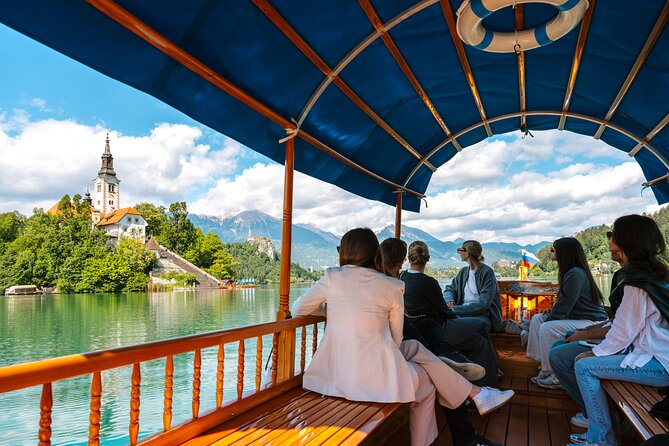 Ljubljana and Bled Lake - Small Group - Day Tour from Zagreb - Guides, comfort, and the small-group trade-off