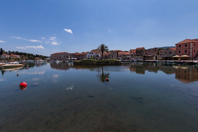 Local Life Tour - Vrboska offers a compact village stop