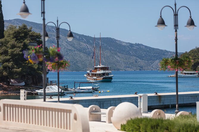 Local Life Tour - Malo Grablje and Velo Grablje show another side of Hvar