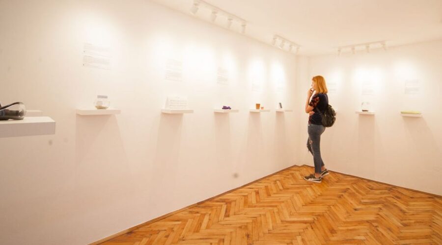Love Stories Museum Skip-the-Line Entrance Ticket - The museum’s personal stories and keepsakes
