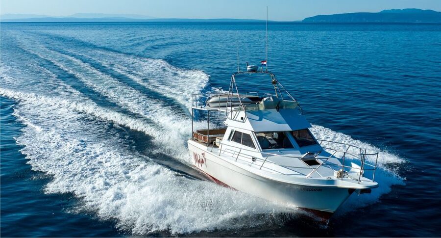 Lovran/Opatija: Swimming on Cres Island with Lunch - The 90-minute crossing from Lovran or Opatija