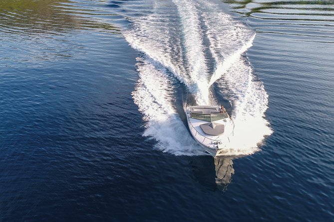 Luxury Blue and Green Cave private tour - Why a Private Boat Makes Sense Around Hvar
