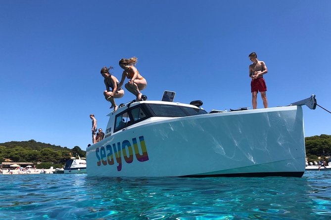Luxury Blue Cave, Hvar and Vis Boat Tour from Split and Brac - The Blue Cave, a short visit with a long queue