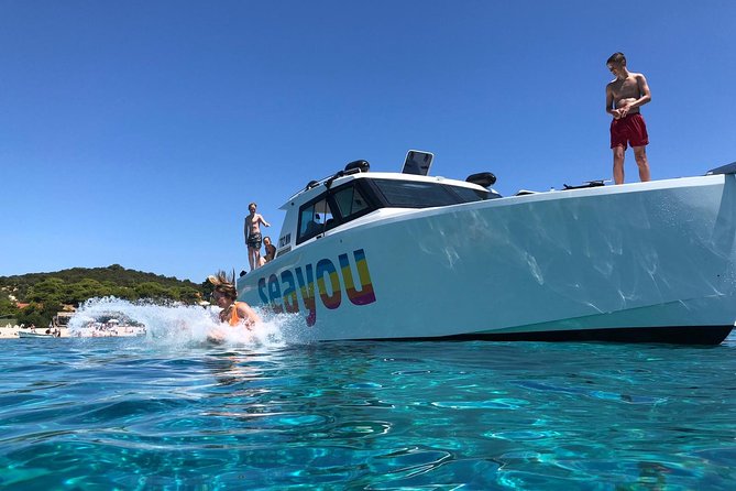 Luxury Blue Cave, Hvar and Vis Boat Tour from Split and Brac - Hvar, old stone streets and a short lunch window