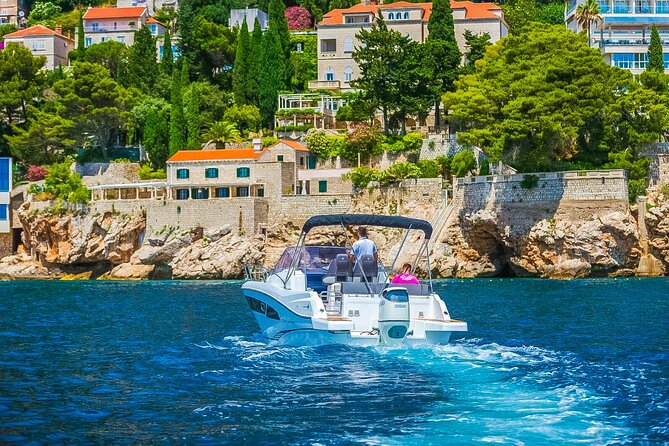 Luxury Private Elaphiti Islands boat tour from Dubrovnik - Šipan and Suđurađ: a change from swimming