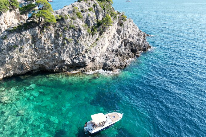 Luxury Private Speedboat Tour Islands & Blue Cave - Swimming, snorkeling, and the picnic lunch