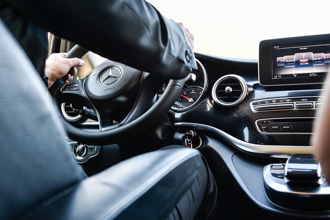 Luxury private transfer Split - Dubrovnik with lunch in Ston - Lunch in Ston, with the bill separate