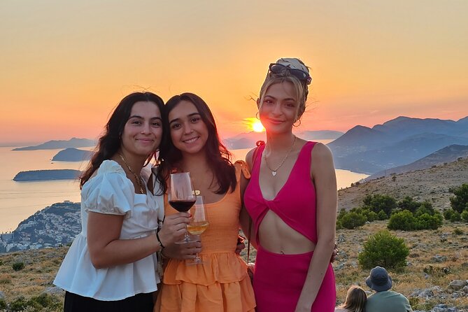 Luxury Sunset Tour with Wine Tasting - Key points to know before you book