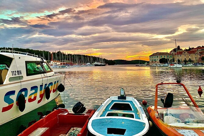 Magical Blue Cave and Hvar Tour from Split and Brac - Komiža and the Fishing Harbor