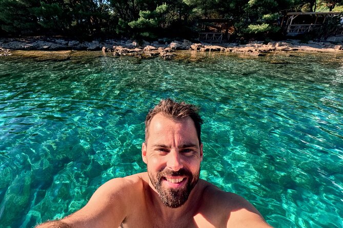 Makarska: 3-Island Speedboat Tour with Cave and Blue Lagoon - Boat Comfort, Safety, and the Sea Conditions