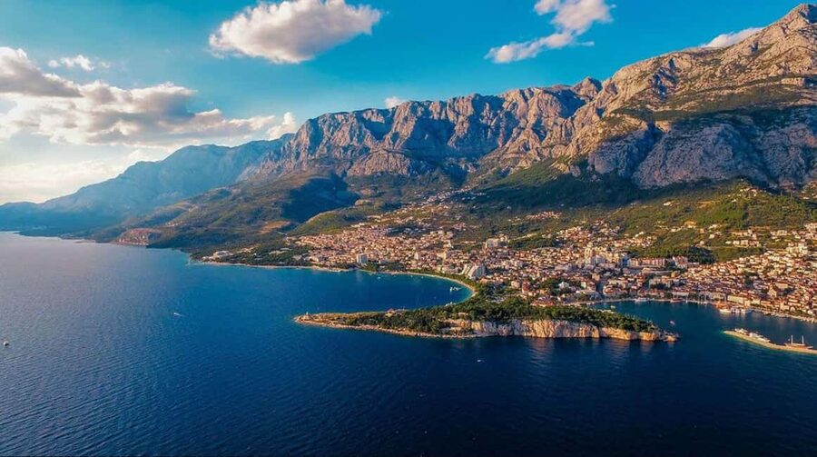 Makarska: Discover coastal area with Betina 500 - A private boat day along the Makarska Riviera