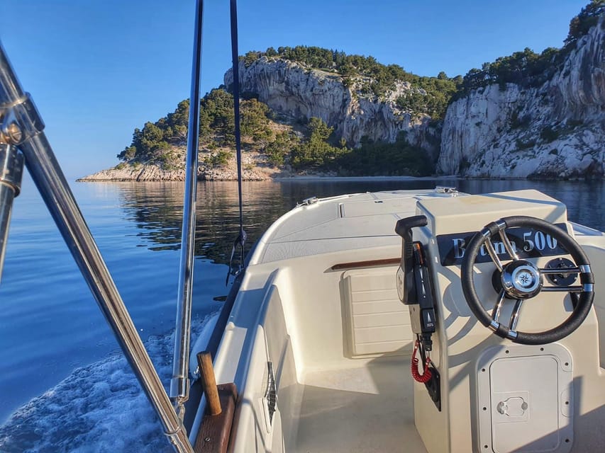 Makarska: Discover coastal area with Betina 500 - What the Betina 500 feels like on the water