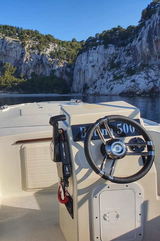 Makarska: Discover coastal area with Betina 500 - Who should book this boat rental?