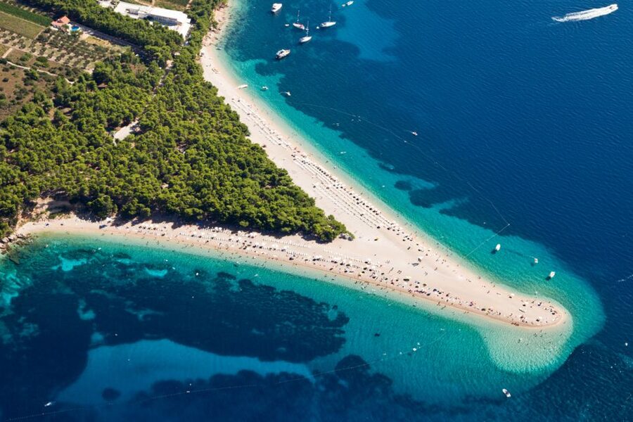 Makarska: Golden Horn Beach & Secluded Bays Speedboat Tour - Two 30-minute bays near Bol and Selca
